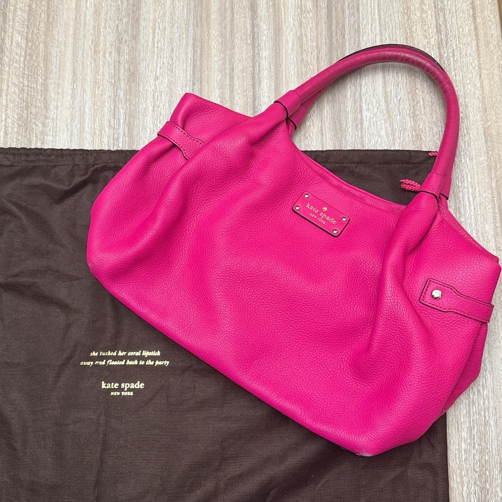 Kate Spade Berkshire Road Stevie Satchel in a hot pink (magenta) pebbled leather - Picture 10 of 13